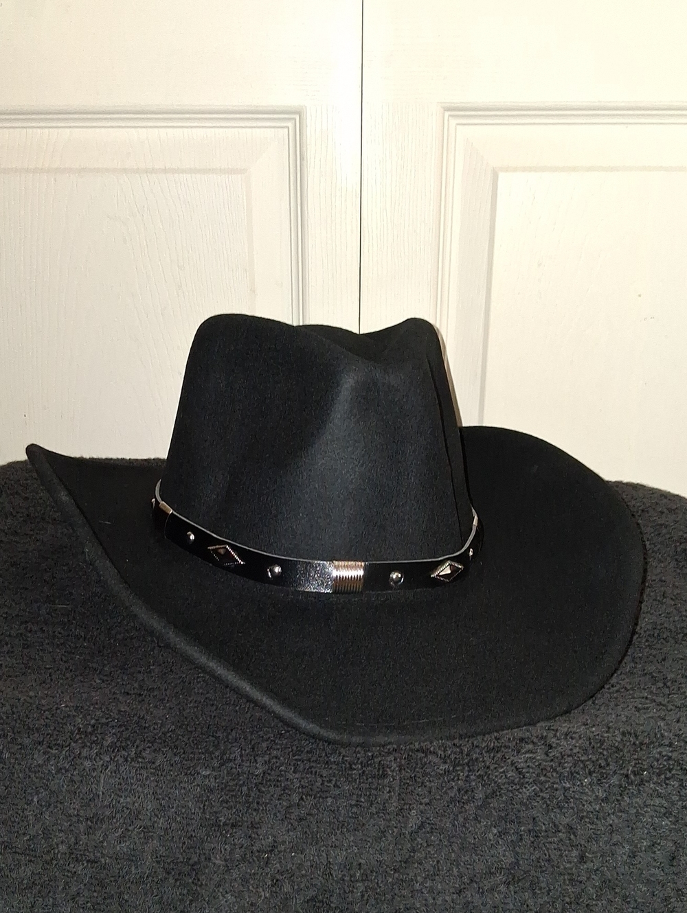 Cowboy Wide Brimmed Black Wool Hat - 100% Wool - Black